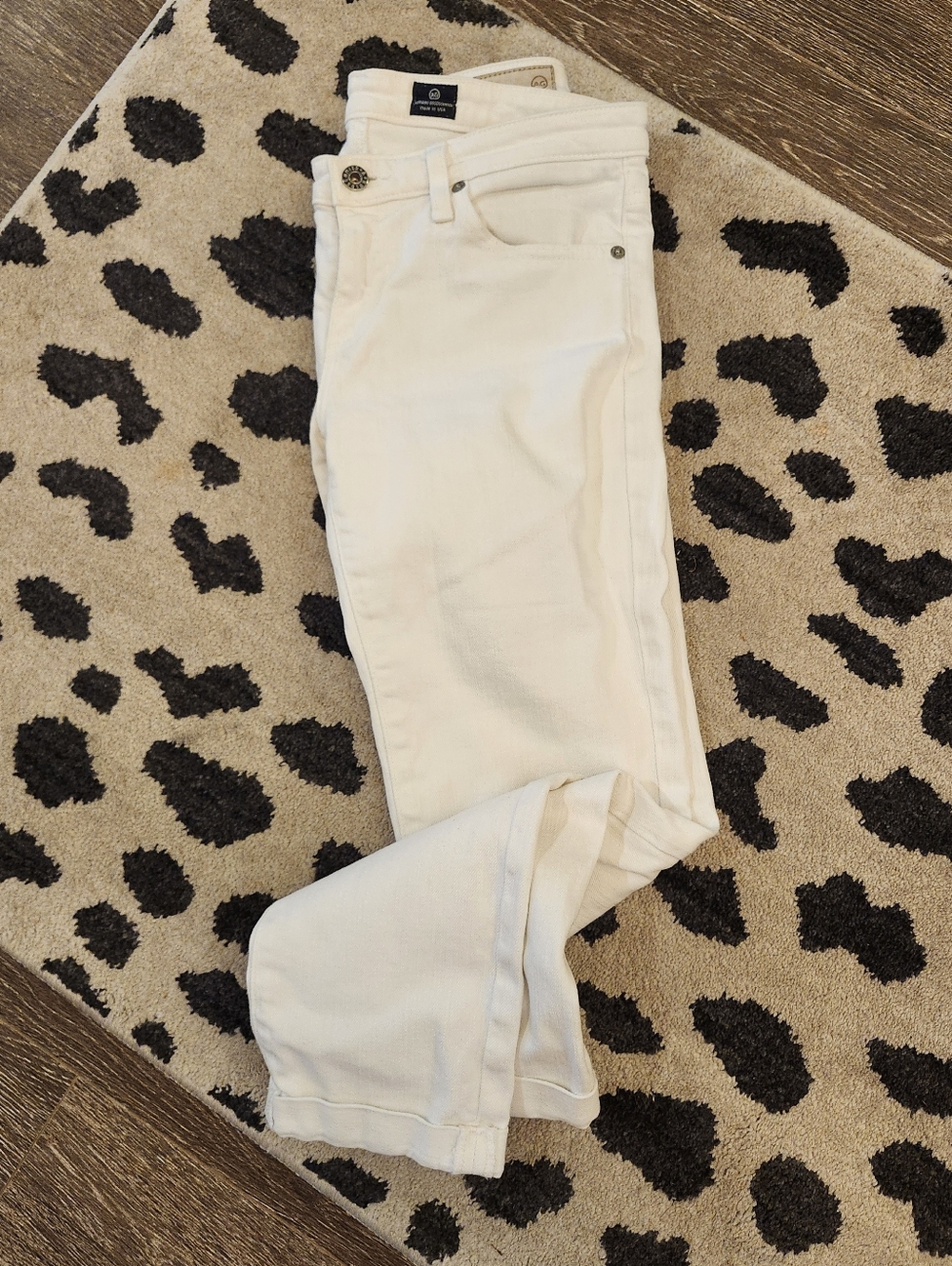 AG Adriana Goldschmied White Stevie Roll Up Denim Size 28 New Condition